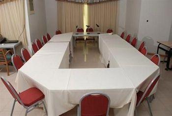Le Baron Hotel Accra Luaran gambar